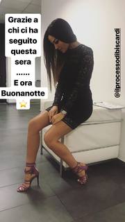 Giorgia Palmas feet photo thumbnail
