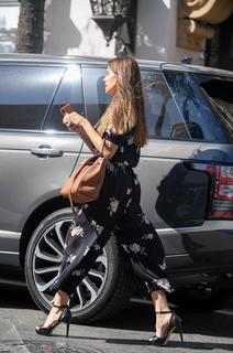 Sofía Vergara feet photo thumbnail