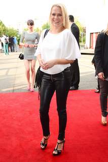 Nova Meierhenrich feet photo thumbnail