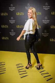 Nova Meierhenrich feet photo thumbnail