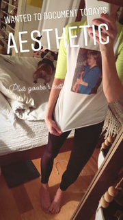 Grace Helbig feet photo thumbnail