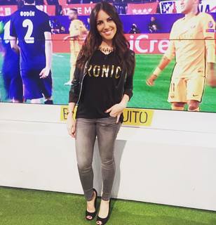 Irene Junquera feet photo thumbnail