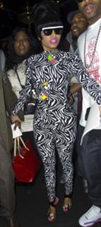 Nicki Minaj feet photo thumbnail