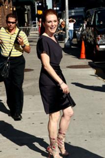 Julianne Moore feet photo thumbnail
