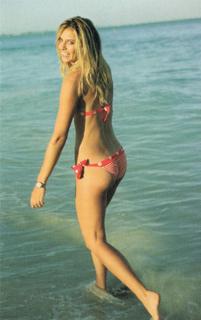 Maria Sharapova feet photo thumbnail