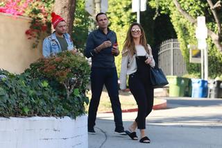 Maria Menounos feet photo thumbnail