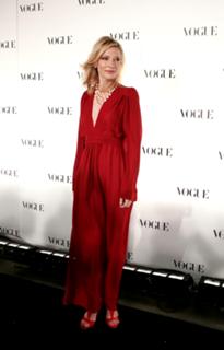 Cate Blanchett feet photo thumbnail