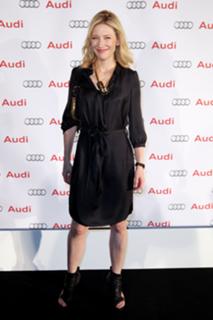 Cate Blanchett feet photo thumbnail