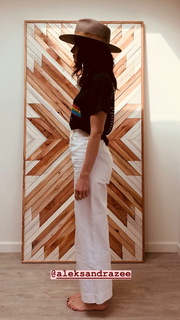Abigail Spencer feet photo thumbnail