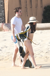 Camila Cabello feet photo thumbnail