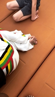 Hailey Bieber feet photo thumbnail
