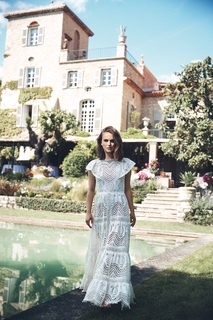 Natalie Portman feet photo thumbnail