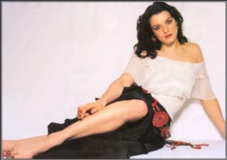 Rachel Weisz feet photo thumbnail