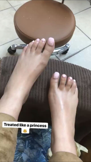 Latto feet photo thumbnail