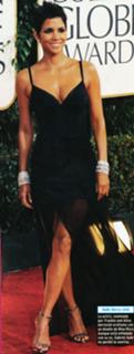 Halle Berry feet photo thumbnail