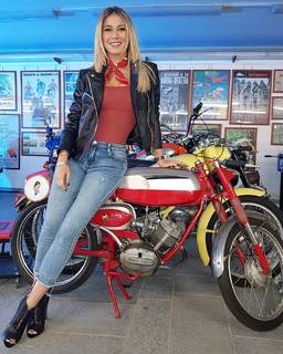 Diletta Leotta feet photo thumbnail