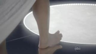 Morena Baccarin feet photo thumbnail