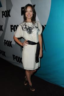 Olivia Wilde feet photo thumbnail