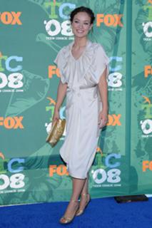Olivia Wilde feet photo thumbnail