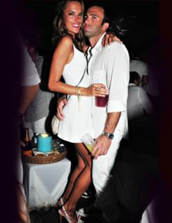 Alessandra Ambrosio feet photo thumbnail