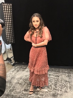 Francia Raisa feet photo thumbnail