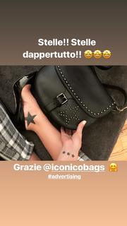 Giorgia Palmas feet photo thumbnail