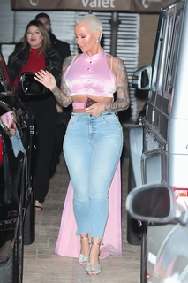 Amber Rose feet photo thumbnail