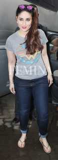 Kareena Kapoor feet photo thumbnail