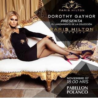 Paris Hilton feet photo thumbnail