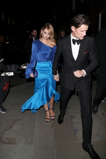 Lily James feet photo thumbnail