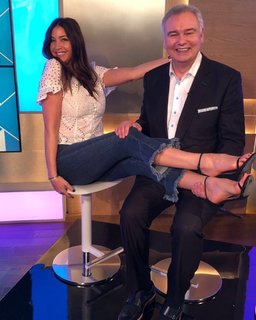 Lisa Snowdon feet photo thumbnail