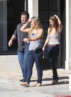 Audrina Patridge feet photo thumbnail