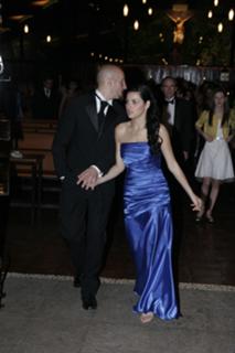 Maite Perroni feet photo thumbnail