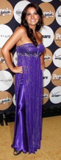 Maite Perroni feet photo thumbnail