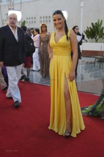 Maite Perroni feet photo thumbnail