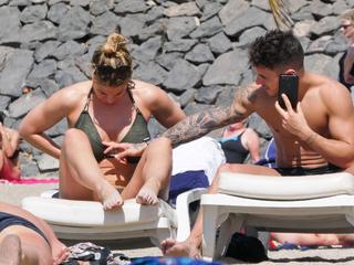 Gemma Atkinson feet photo thumbnail