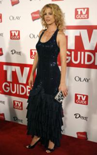 Jenna Elfman feet photo 2