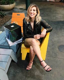 Gabbie Hanna feet photo thumbnail