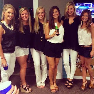 Kaitlan Collins feet photo 2