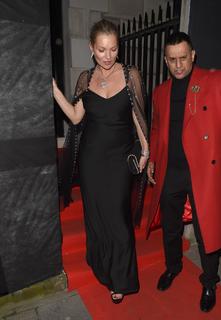 Kate Moss feet photo thumbnail