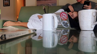 Alexis Ren feet photo thumbnail