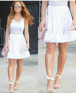 Sabrina Sato feet photo thumbnail