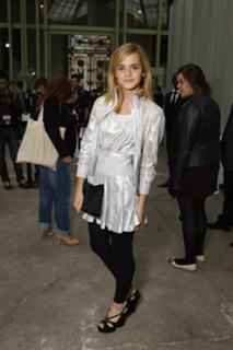 Emma Watson feet photo thumbnail