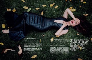 Natalia Oreiro feet photo thumbnail