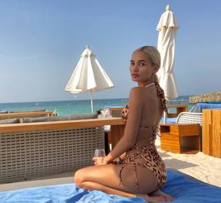 Pia Mia feet photo thumbnail