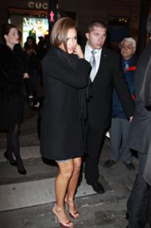 Jessica Alba feet photo thumbnail