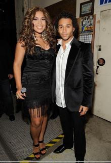 Jordin Sparks feet photo thumbnail