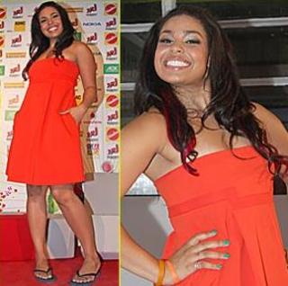 Jordin Sparks feet photo thumbnail