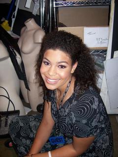 Jordin Sparks feet photo thumbnail