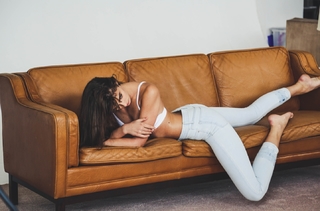 Taylor Hill feet photo thumbnail
